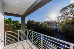 2875 SW 33rd Ct, Miami, FL 33133 - Photo 35