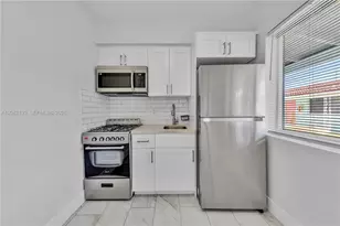 1839 Funston St, Hollywood, FL 33020 - Photo 7