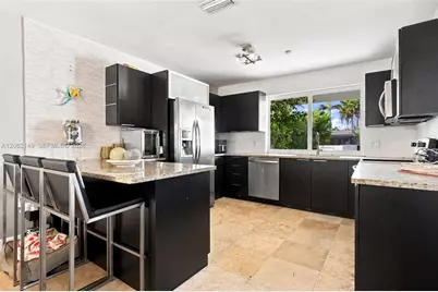 1103 Washington St, Hollywood, FL 33019 - Photo 17