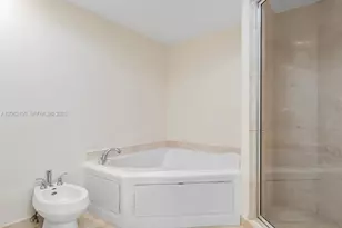 17555 Atlantic Blvd, Sunny Isles Beach, FL 33160 - Photo 47