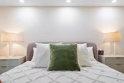 17555 Atlantic Blvd #508, Sunny Isles Beach, FL 33160 - Photo 15