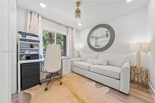 1077 NW 170th Ave, Pembroke Pines, FL 33028 - Photo 19