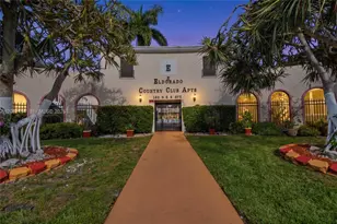 160 NE 8th Ave, Hallandale Beach, FL 33009 - Photo 17