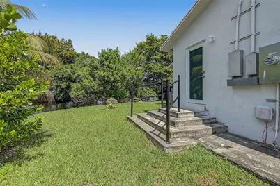 10711 SW 70th St, Miami, FL 33173 - Photo 25