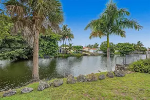 10711 SW 70th St, Miami, FL 33173 - Photo 23