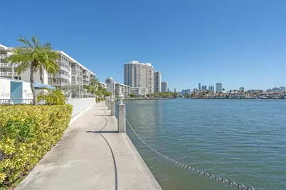 3010 Marcos Dr #R308, Aventura, FL 33160 - Photo 37