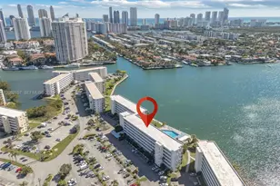 3010 Marcos Dr, Aventura, FL 33160 - Photo 21