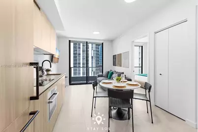 121 NE 5th St #1706, Miami, FL 33132 - Photo 9