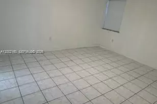6070 W 18th Ave, Hialeah, FL 33012 - Photo 17