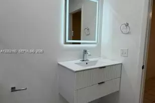 6070 W 18th Ave, Hialeah, FL 33012 - Photo 9