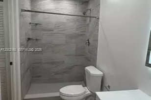 6070 W 18th Ave, Hialeah, FL 33012 - Photo 11