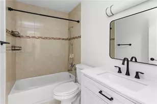 7002 SW 114th Ave, Miami, FL 33173 - Photo 19