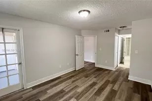 2890 N Oakland Forest Dr, Oakland Park, FL 33309 - Photo 19