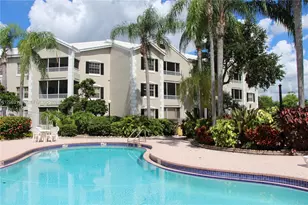 2890 N Oakland Forest Dr, Oakland Park, FL 33309 - Photo 3