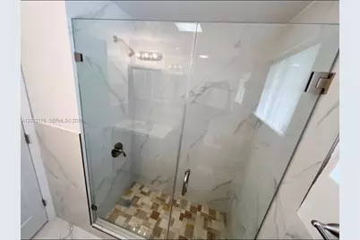 752 NW 4th St #5, Miami, FL 33128 - Photo 9