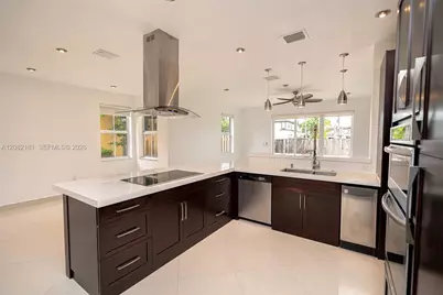 7670 NW 113th Path, Doral, FL 33178 - Photo 33