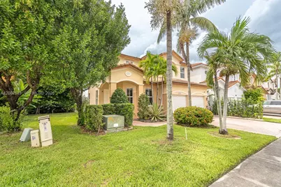7670 NW 113th Path, Doral, FL 33178 - Photo 1