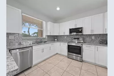 363 NE 25th Ter #0, Homestead, FL 33033 - Photo 15