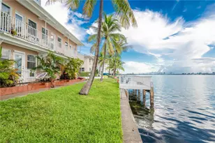 7909 East Dr, North Bay Village, FL 33141 - Photo 5
