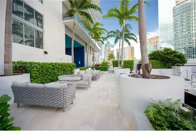 1300 Brickell Bay Dr #1601, Miami, FL 33131 - Photo 31