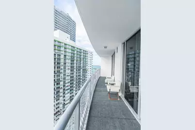 1750 N Bayshore Dr #3211, Miami, FL 33132 - Photo 3
