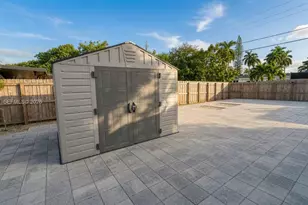 934 N 32nd Ave, Hollywood, FL 33021 - Photo 17