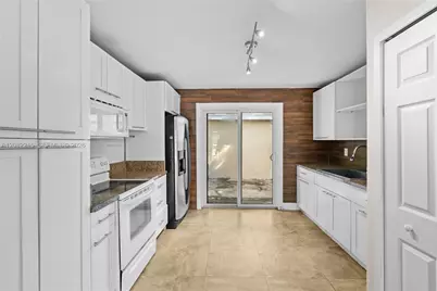 175 NW 121st St, North Miami, FL 33168 - Photo 13