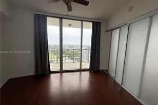 1750 N Bayshore Dr, Miami, FL 33132 - Photo 11