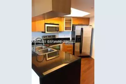 1750 N Bayshore Dr #3015, Miami, FL 33132 - Photo 3