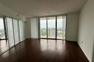 1750 N Bayshore Dr, Miami, FL 33132 - Photo 3
