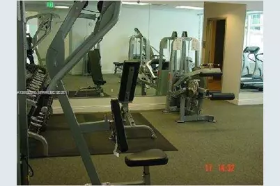 1750 N Bayshore Dr #3015, Miami, FL 33132 - Photo 15