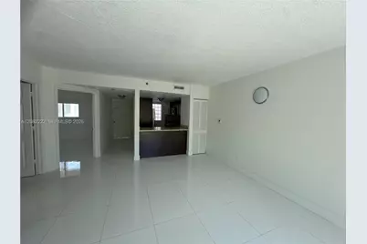 695 SW 11th St #204, Miami, FL 33129 - Photo 7