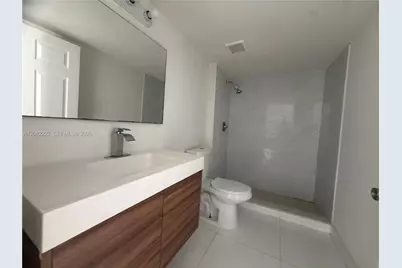 695 SW 11th St #204, Miami, FL 33129 - Photo 21