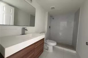 695 SW 11th St, Miami, FL 33129 - Photo 21