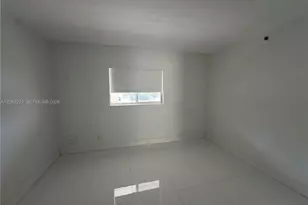 695 SW 11th St, Miami, FL 33129 - Photo 19