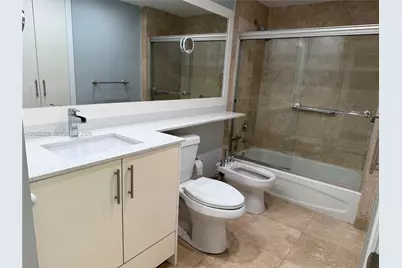 3530 SW 22nd St #710, Miami, FL 33145 - Photo 7