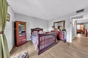 13250 SW 7th Ct, Pembroke Pines, FL 33027 - Photo 13
