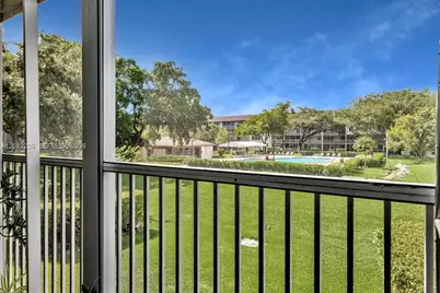 13250 SW 7th Ct #210L, Pembroke Pines, FL 33027 - Photo 17