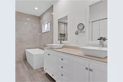 14571 SW 160th Ct, Miami, FL 33196 - Photo 17