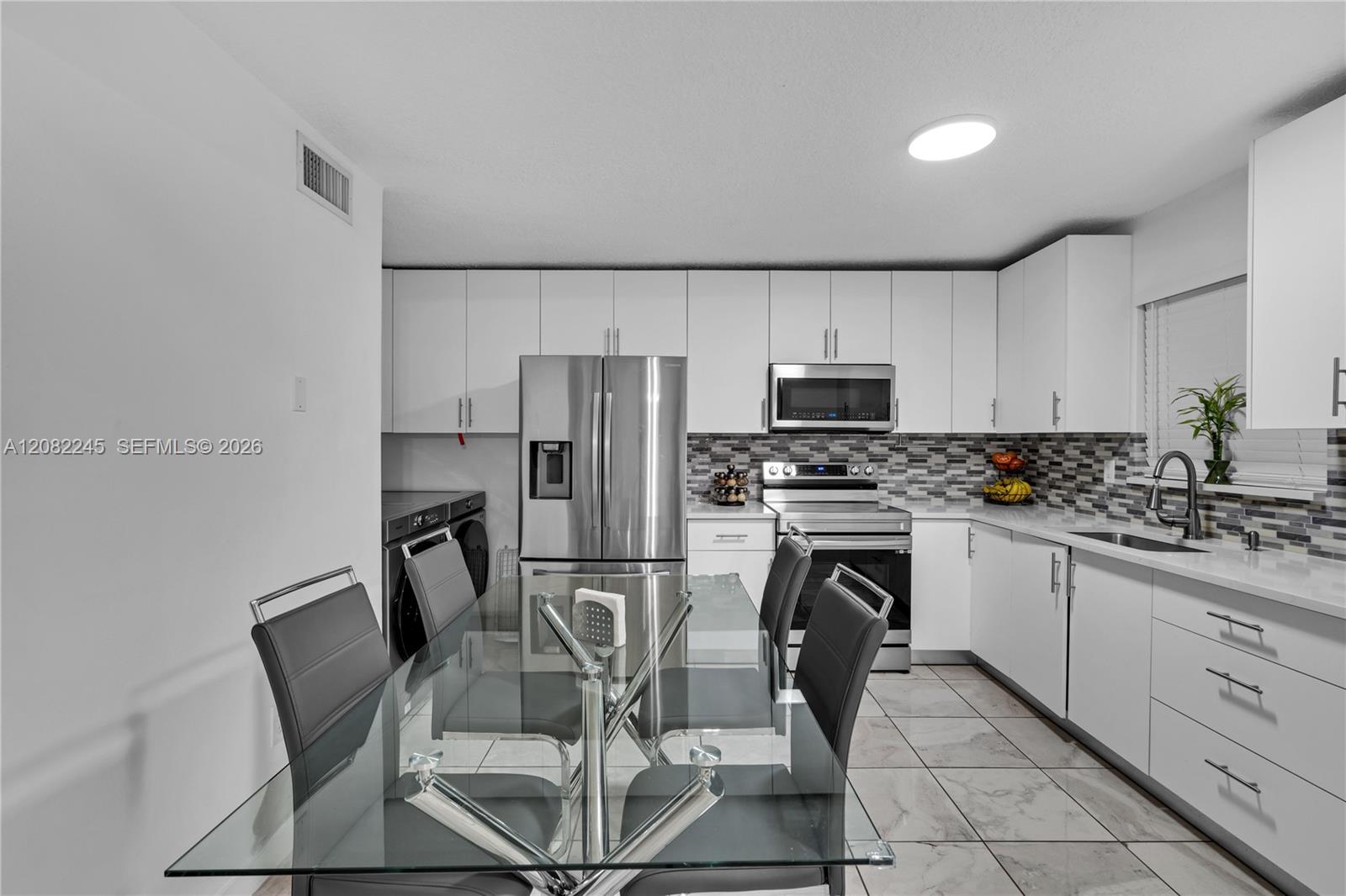 329 W 68th St #203 - 329 W 68th St #203, Hialeah, FL 33014 Luxury Property | Jose Angel Pina