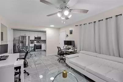 329 W 68th St #203, Hialeah, FL 33014 - Photo 9