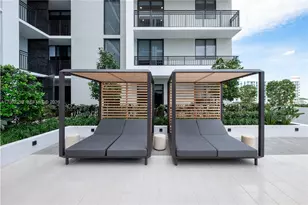 2001 Van Buren St, Hollywood, FL 33020 - Photo 49