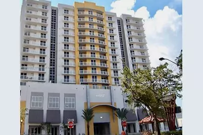 900 SW 8th St #808, Miami, FL 33130 - Photo 1