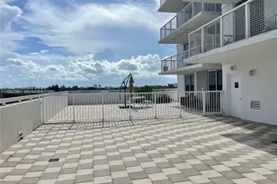 900 SW 8th St, Miami, FL 33130 - Photo 25