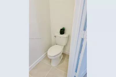 124 SE 10th Ct #124, Homestead, FL 33034 - Photo 11