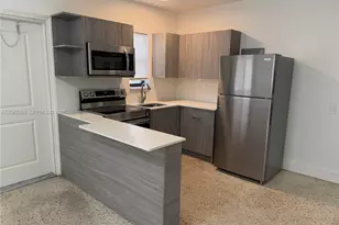 600 SW 10th St, Miami, FL 33130 - Photo 3