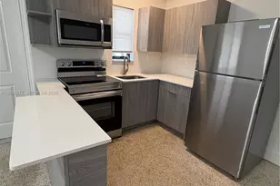 600 SW 10th St, Miami, FL 33130 - Photo 7