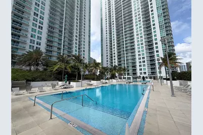 950 Brickell Bay Dr #5202, Miami, FL 33131 - Photo 43