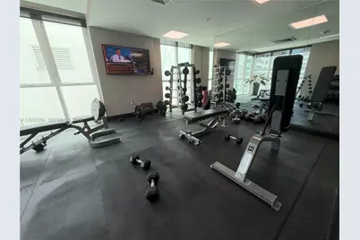 950 Brickell Bay Dr #5202, Miami, FL 33131 - Photo 23