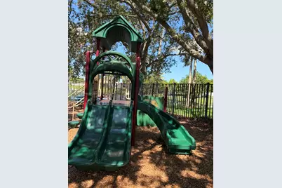1246 NW 125th Ter, Sunrise, FL 33323 - Photo 25